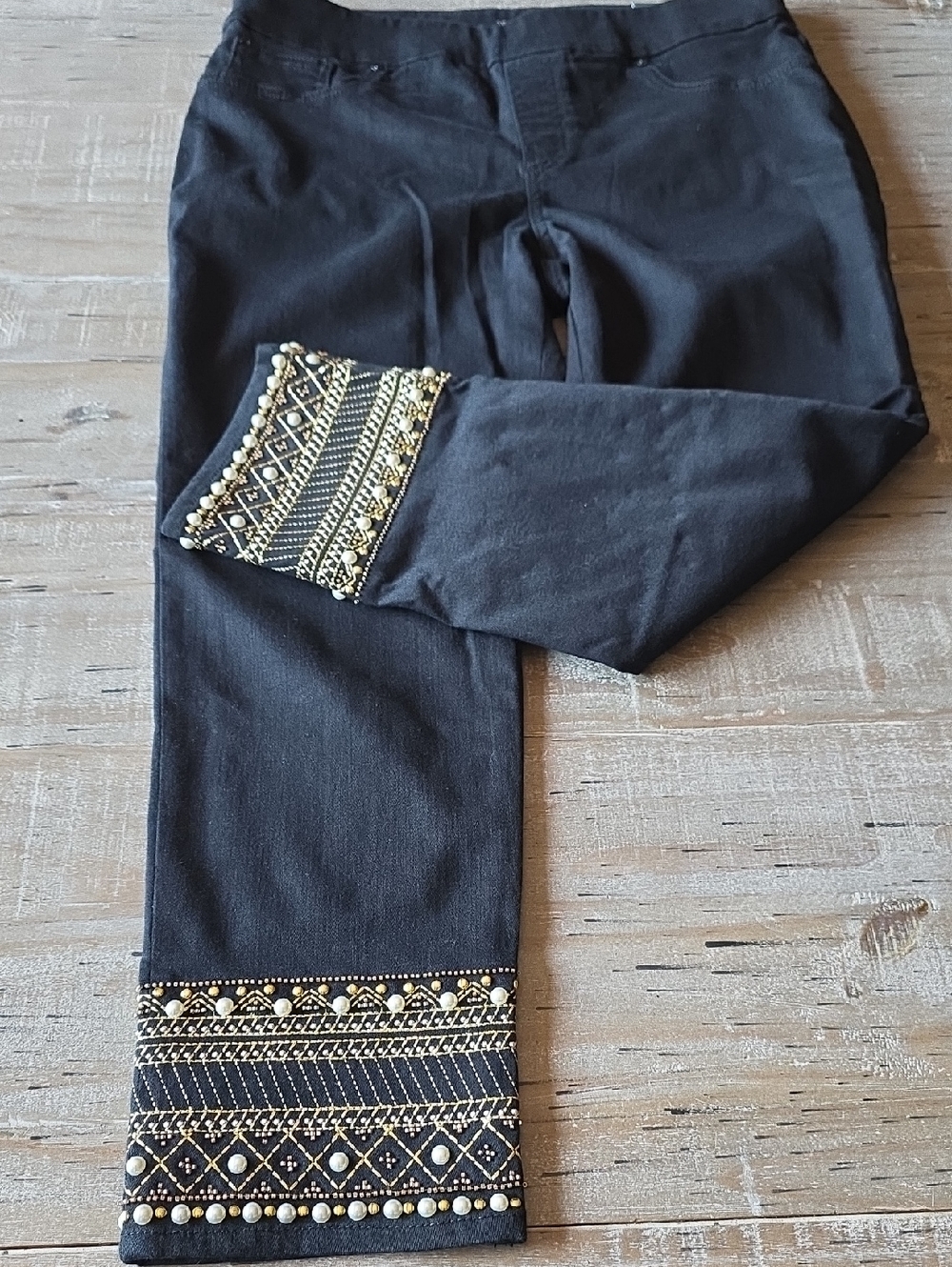 Chico's Black Jegging Ankle Pants - Picture 3 of 9